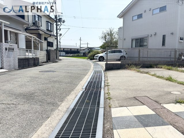 ■南東向き♪陽当たり通風良好♪　■前面道路幅員約5ｍの為、駐車がしやすい♪