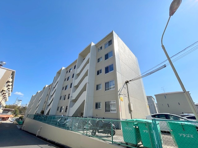 外観：327002177164