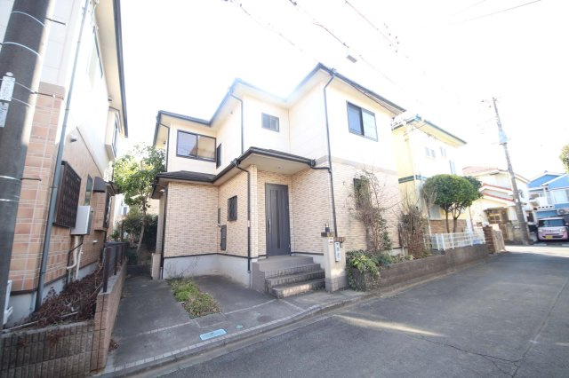 外観：311002276048