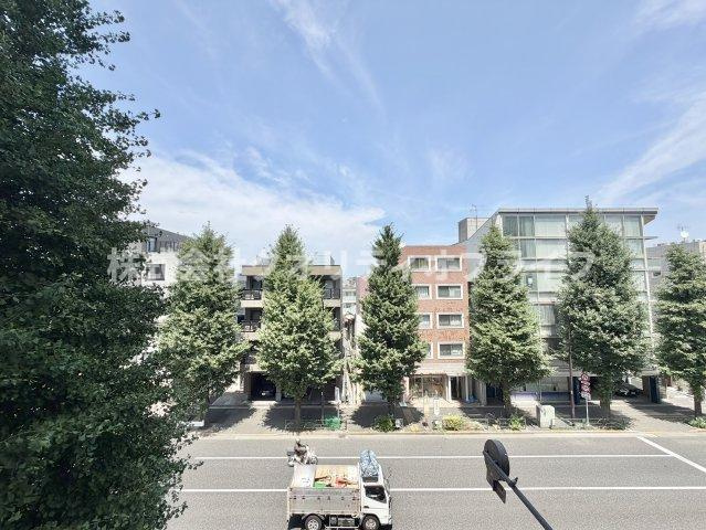 室内の空気をいつでもクリーンにリフレッシュしやすく、カビや湿気の発生を抑えて衛生的な暮らしをサポートしてくれます。