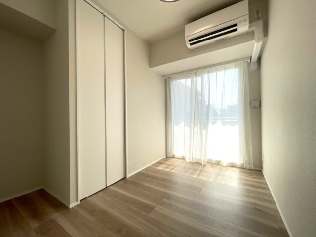 シンプルな洋室は、幅広い用途でお使いいただけます。　