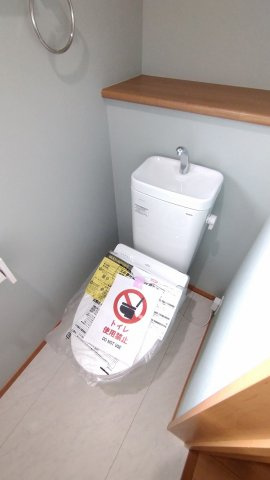 清潔感とうれしい機能性を兼ね備えた、使いやすいシャワートイレ。