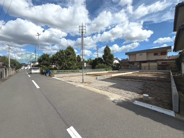久喜市栗原4丁目（全2棟）前面道路