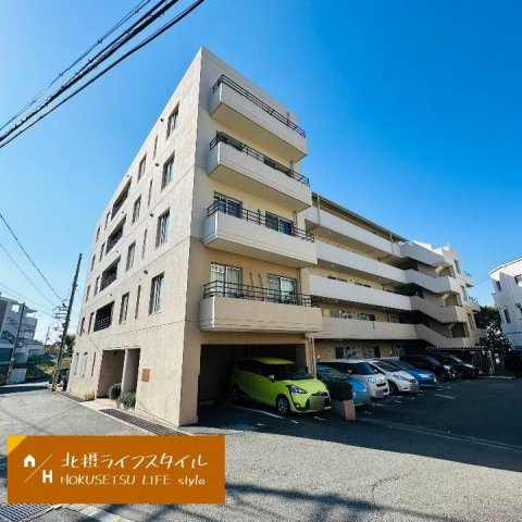 外観：327002178028