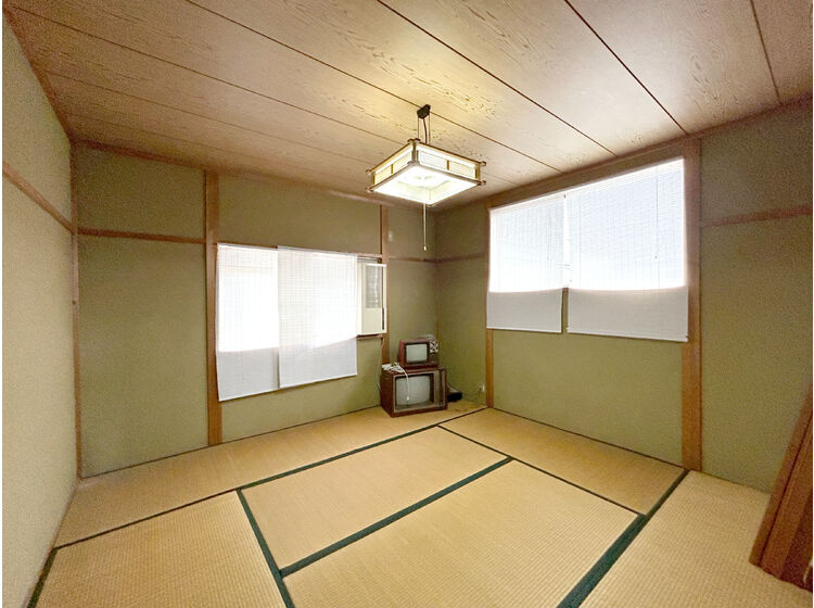 2階和室8帖