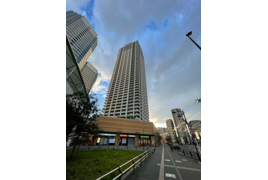 仲介手数料無料 パークタワー新川崎(ペット飼育可能 家具・エアコン設置済み)の外観