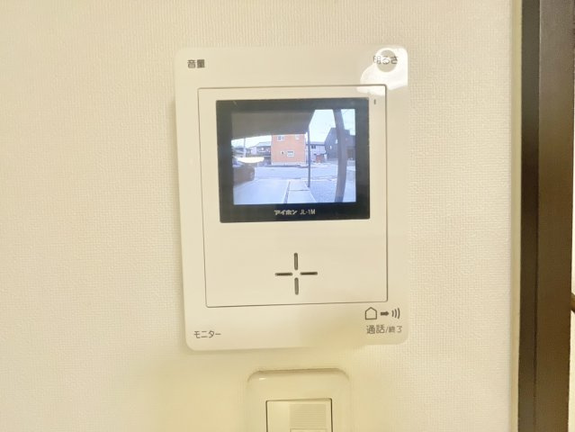 モニター付きインターホンで防犯対策☆