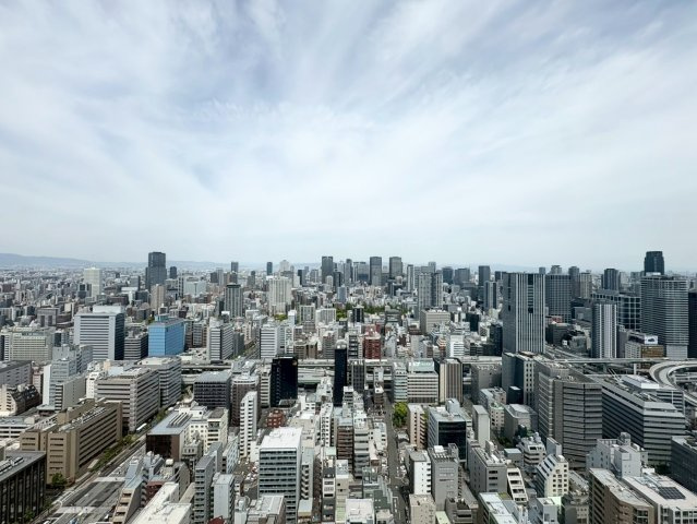 【物件からの眺望】42階・北向きの眺望！夜は梅田方面の夜景が一望可！