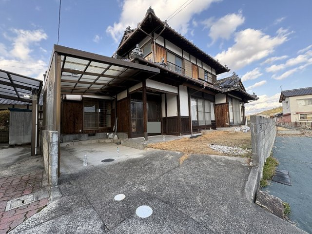 外観：334000218867