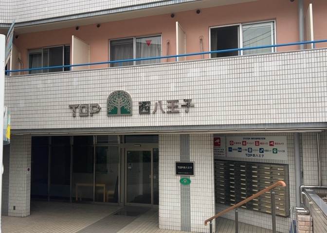 室内の防犯設備もチェックしましょう！モニター付きインターホンが設置されているか、防犯シャッターが設備されているか、ベランダに人が上がってきにくい高さかなどチェックしておくと入居後も安心できるでしょう。