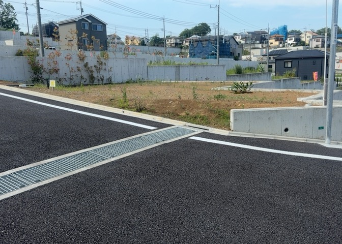 最寄り駅が近いなどの交通アクセスが良い土地だと暮らしやすいですよね。通勤・通学の観点から土地を選ぶことも大切です！自身や家族のライフワークからあったの物件を探しましょう！当社営業がお力になります！
