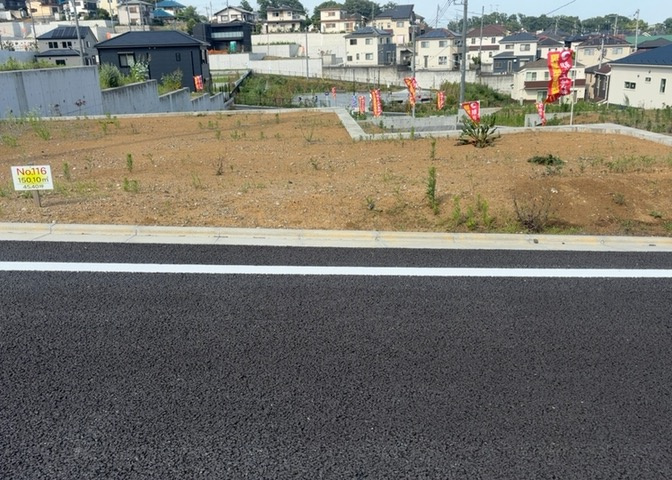 家を建てる前提で土地を探している場合、地盤の丈夫さは譲れない条件の一つです。地盤が脆弱だと追加工事が必要となります。また、過去に地盤沈下や液状化現象を起こした土地は、できるだけ避けた方がいいでしょう。