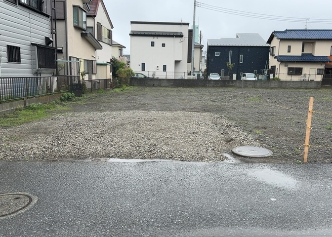 土地探しをしていると都市計画区域という言葉を目にすると思います。法律によって、都道府県知事や国土交通大臣が指定するエリアのことを指しており、都市計画区域は市街化区域と市街化調整区域に分けられています。