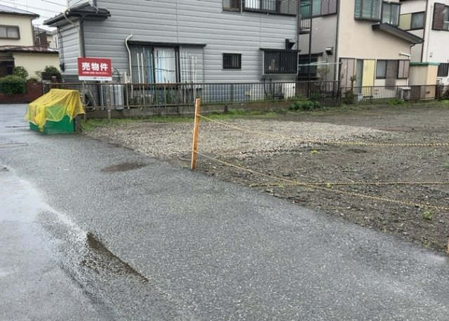 家を建てる前提で土地を探している場合、地盤の丈夫さは譲れない条件の一つです。地盤が脆弱だと追加工事が必要となります。また、過去に地盤沈下や液状化現象を起こした土地は、できるだけ避けた方がいいでしょう。