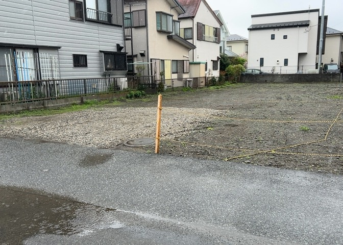 人が暮らすうえで日光は大切な要素となります。日当たりの良さは譲れないポイントですね。併せて近くに大きな建築物の建築予定がないか、あるいはそれが可能な土地が近くにないか事前に確認することもお勧めします。