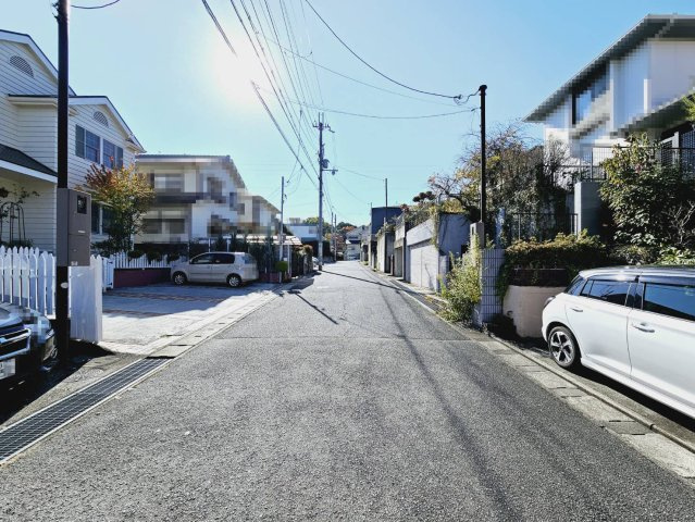 ■西側前面道路幅員約6ｍに接面