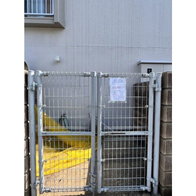敷地内ゴミ捨て場。こみ捨ても楽々♪*　