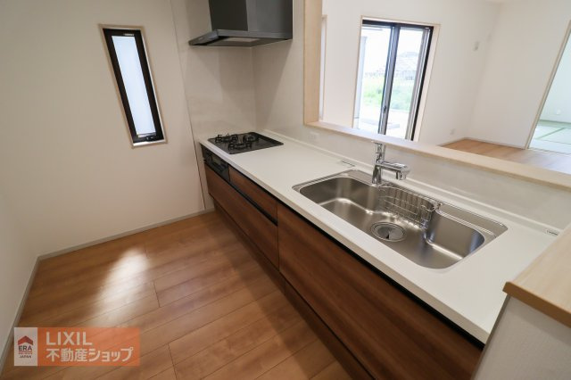 【その他設備】現地完成写真。使いやすい広めのシンク♪