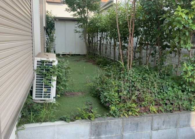 庭があることでガーデニングや家庭菜園はもちろん、こどもの遊び場やペットを放して遊ぶことができます。また、家の周囲に余裕があるということです。隣地との間があれば、十分な日当たりと、風通しが確保できます。