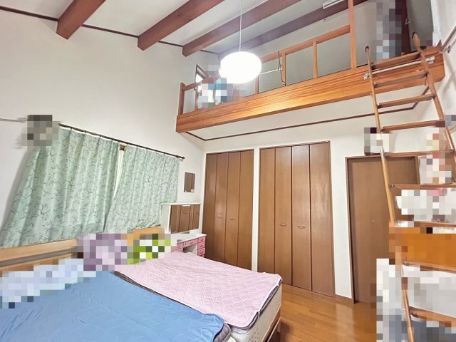 寝室