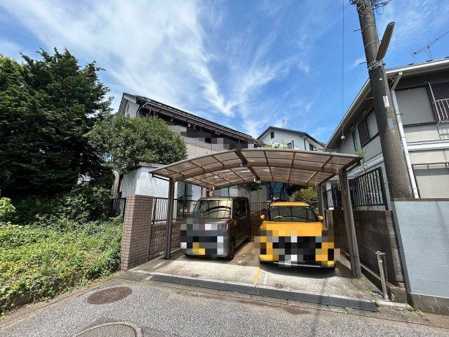 太陽光パネル設置のオール電化住宅!ゆとりある6LDKの間取り・駐車スペース2台可（車種による)　川辺小学校まで徒歩約4分(250ｍ)、飯沼中学校まで徒歩約12分(900ｍ)！