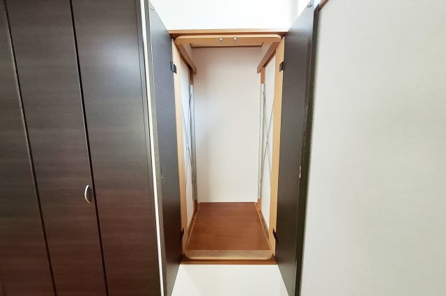 洋室1仏間