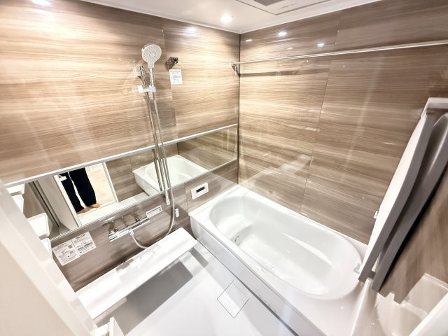 ☆Bath　Room☆　毎日のバスタイムを快適に演出。浴室暖房乾燥機付き