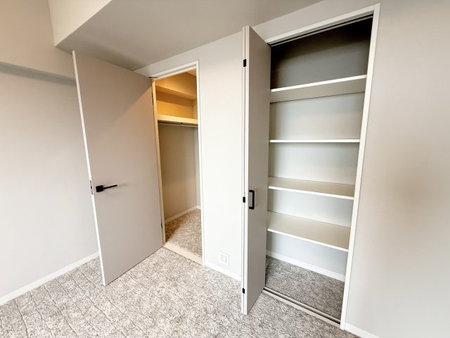 ☆収納豊富な主寝室7.6帖のお部屋です♪
