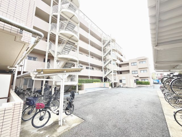 駐車スペースもあります