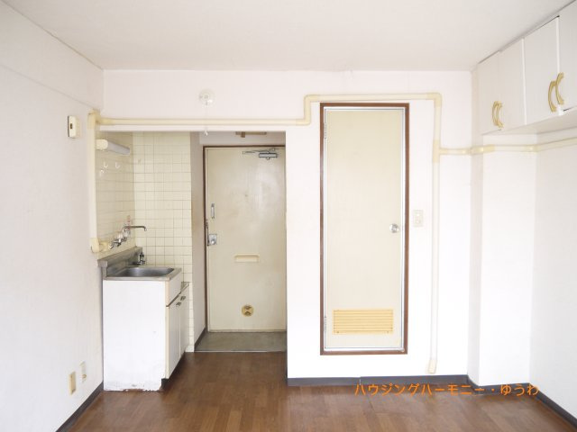 賃貸中ですが、貸し出す前のお部屋状況です。