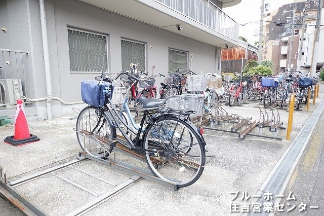 敷地内にある駐輪場です！