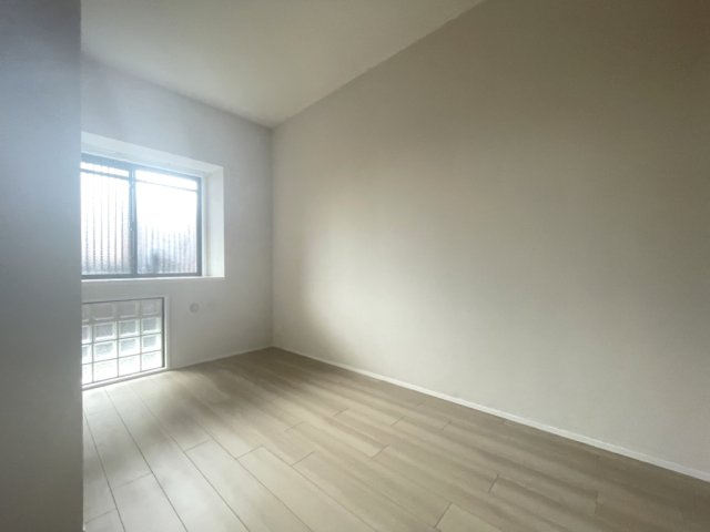 シンプルな洋室は、幅広い用途でお使いいただけます。　