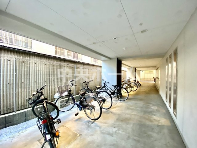 【自転車置き場】最新の空き状況や費用などの詳細は担当スタッフまでお問い合わせください。