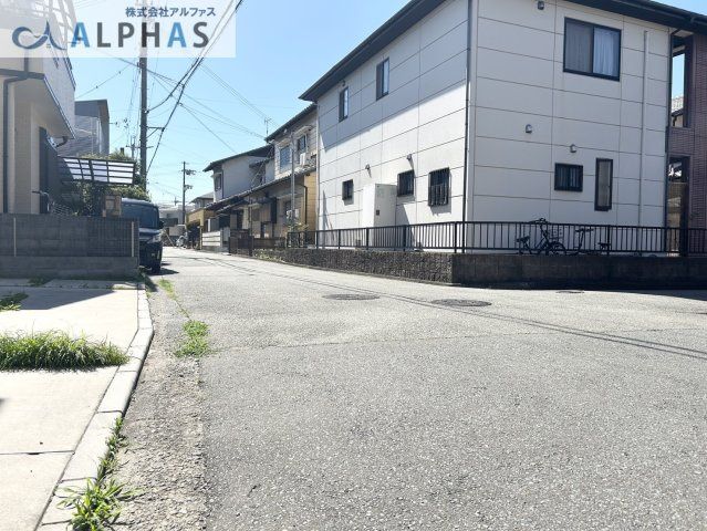■前面道路幅員約6ｍあり、駐車がしやすい♪