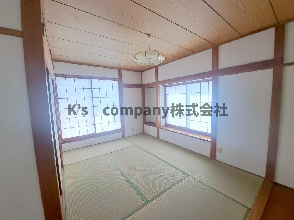 2Fにも和室があり、来客用のお部屋としても使えます☆