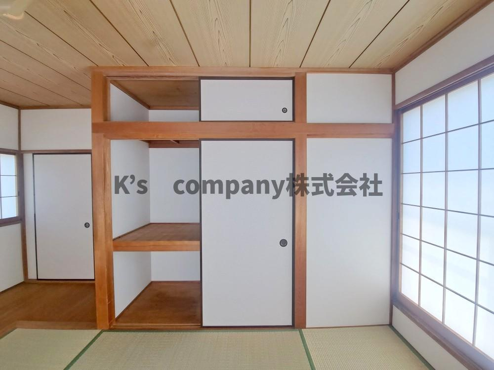 押し入れ収納があります☆