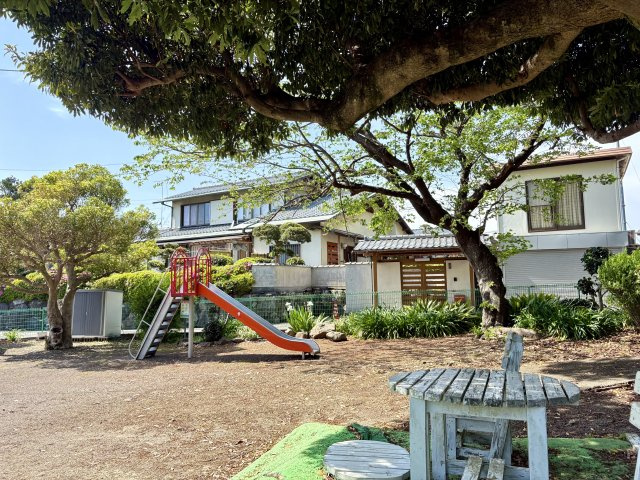 家の前の公園側から見た物件の眺望です。