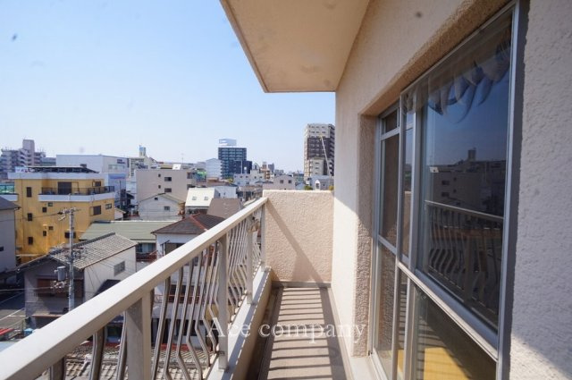 【和室6帖】に面した南向きのバルコニーです☆