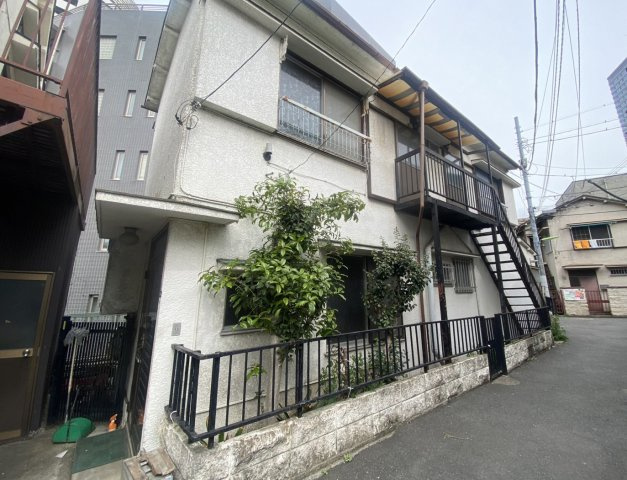東急池上線「大崎広小路」駅へも徒歩5分と、2路線利用可能な交通利便性が魅力です。通勤・通学の時短が叶い、朝のひとときや帰宅後の家族時間にゆとりが生まれます。都市の利便を享受する軽快な生活を。