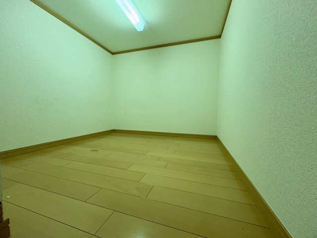 小屋裏収納