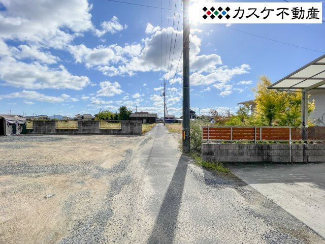 南西側接道：公道　約3.2ｍ