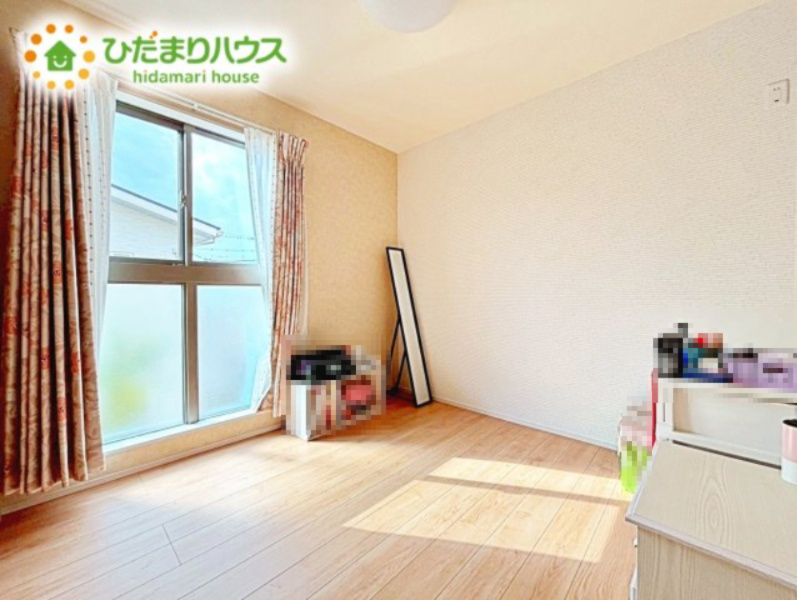 『自分の部屋がほしいー！』と言われるのはいつだろう？　マイホームなら余裕の部屋数！子供部屋はもちろん、収納場所も多いですよ(^^)/