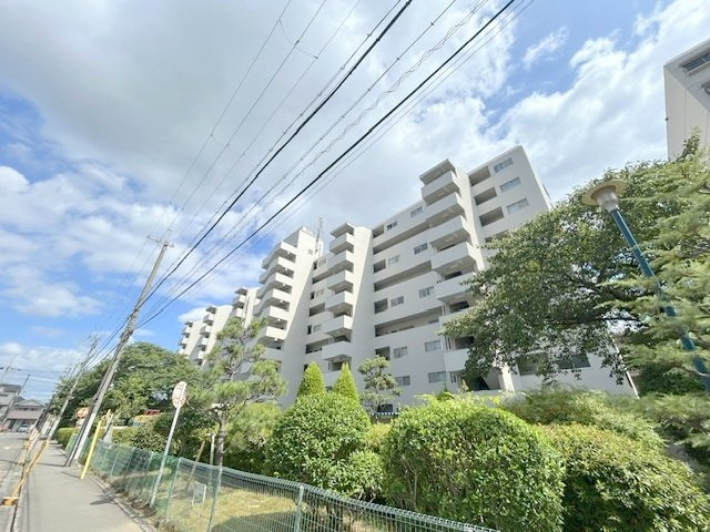 外観：327002796696