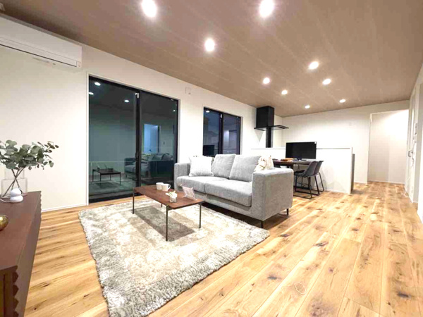 【かすみケ丘東のダイニング】