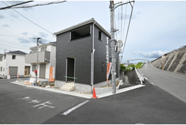 クレイドルガーデン摂津市鳥飼和道新築一戸建て 全12区画 駐車1台可の外観