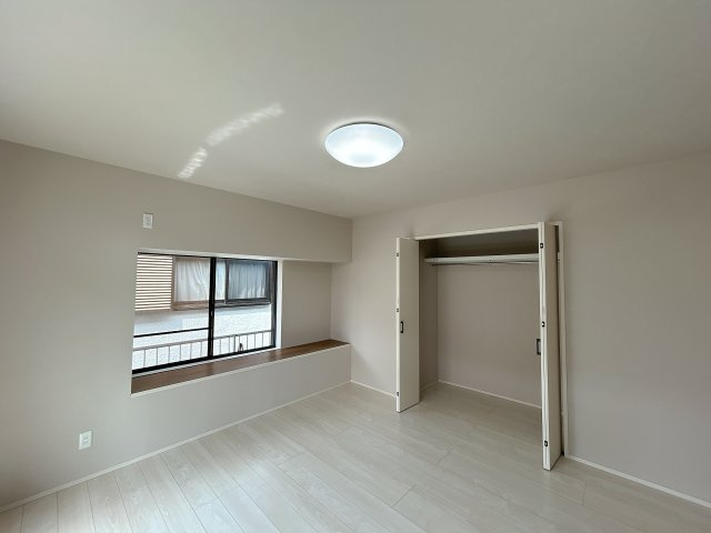 ■1階洋室｜各居室には収納をご用意しています♪常にお部屋を綺麗に保てます！小さなお子様も自然とお片付けができるようになるのでうれしいですよね！