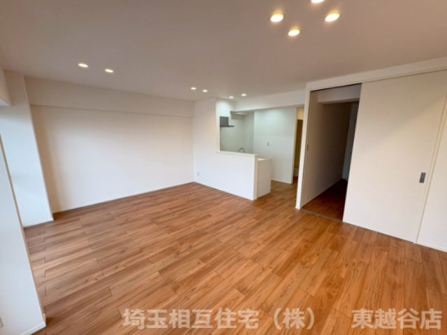 室内リフォーム完了！室内ご見学の際は埼玉相互住宅（株）東越谷店までお問い合わせください！