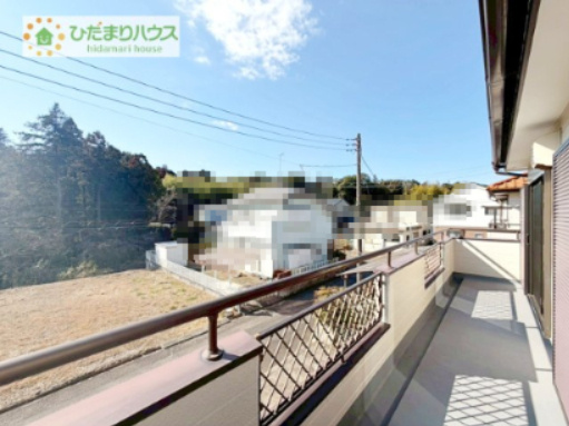 ワイドなバルコニーで、ご家族全員のお洋服もらくらく干せちゃいます(　*´艸｀)