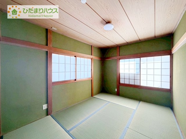 すぐ横になれる和室は、みんながほっと一息つける空間