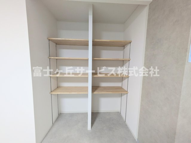 キッチンの収納です